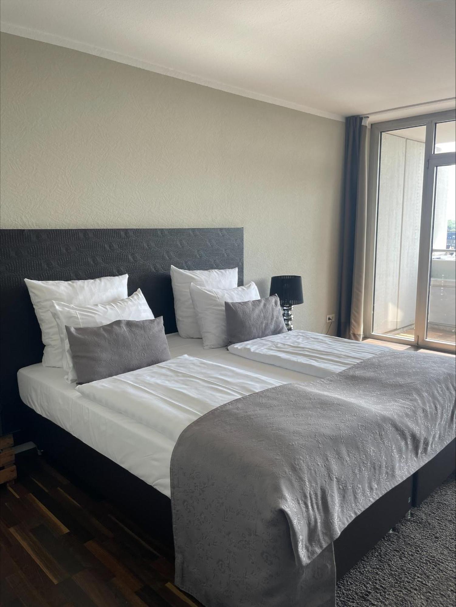 Rheinblick Apartments ケルン エクステリア 写真